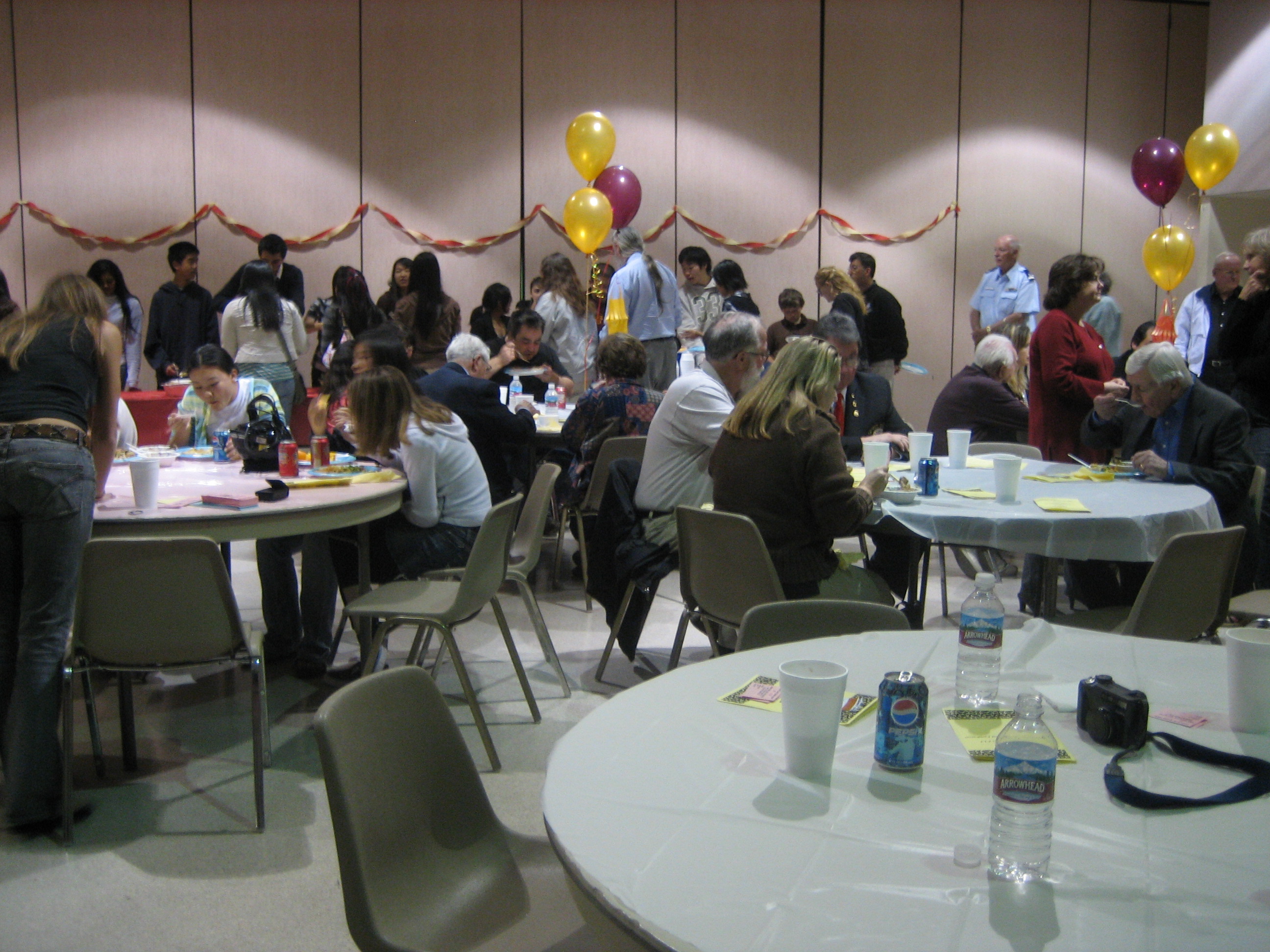 restaurantfundraiser011.jpg